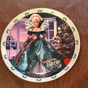Barbie 1995 Holiday Plate with Green and Red Design